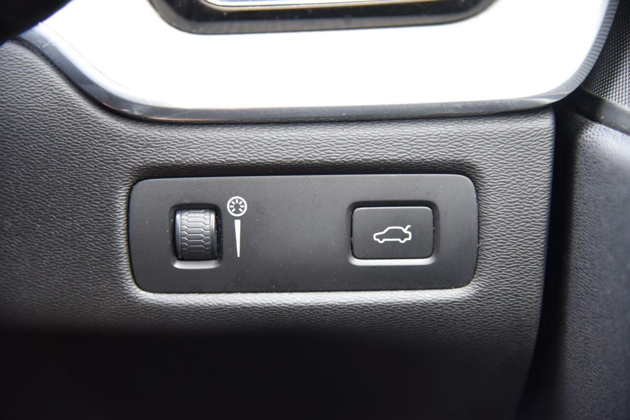 Volvo XC60 view 33