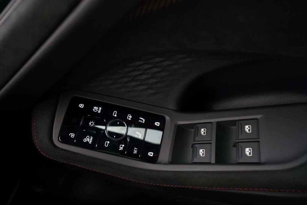 Audi RS5 view 45