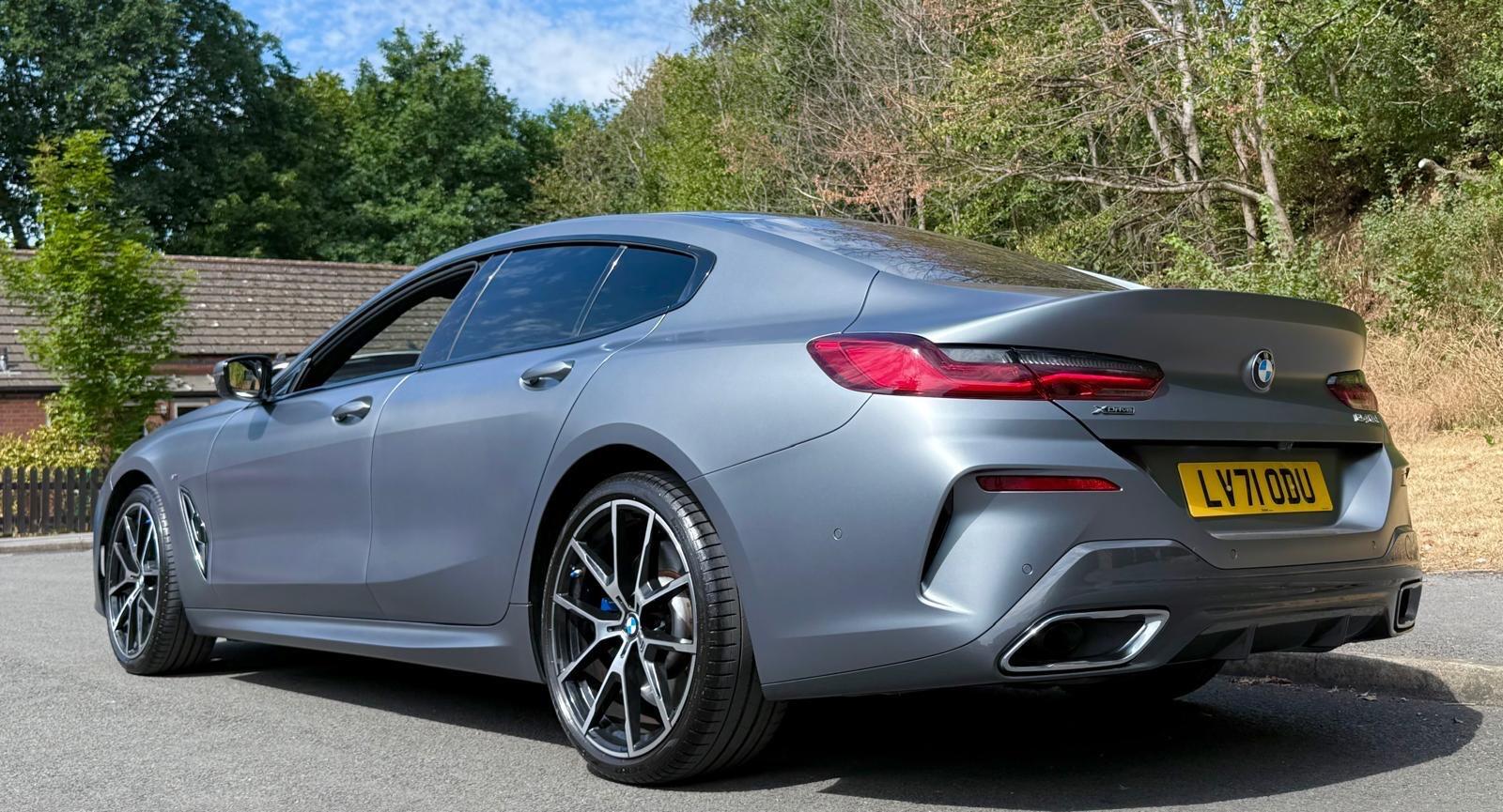 BMW 8 Series view 10