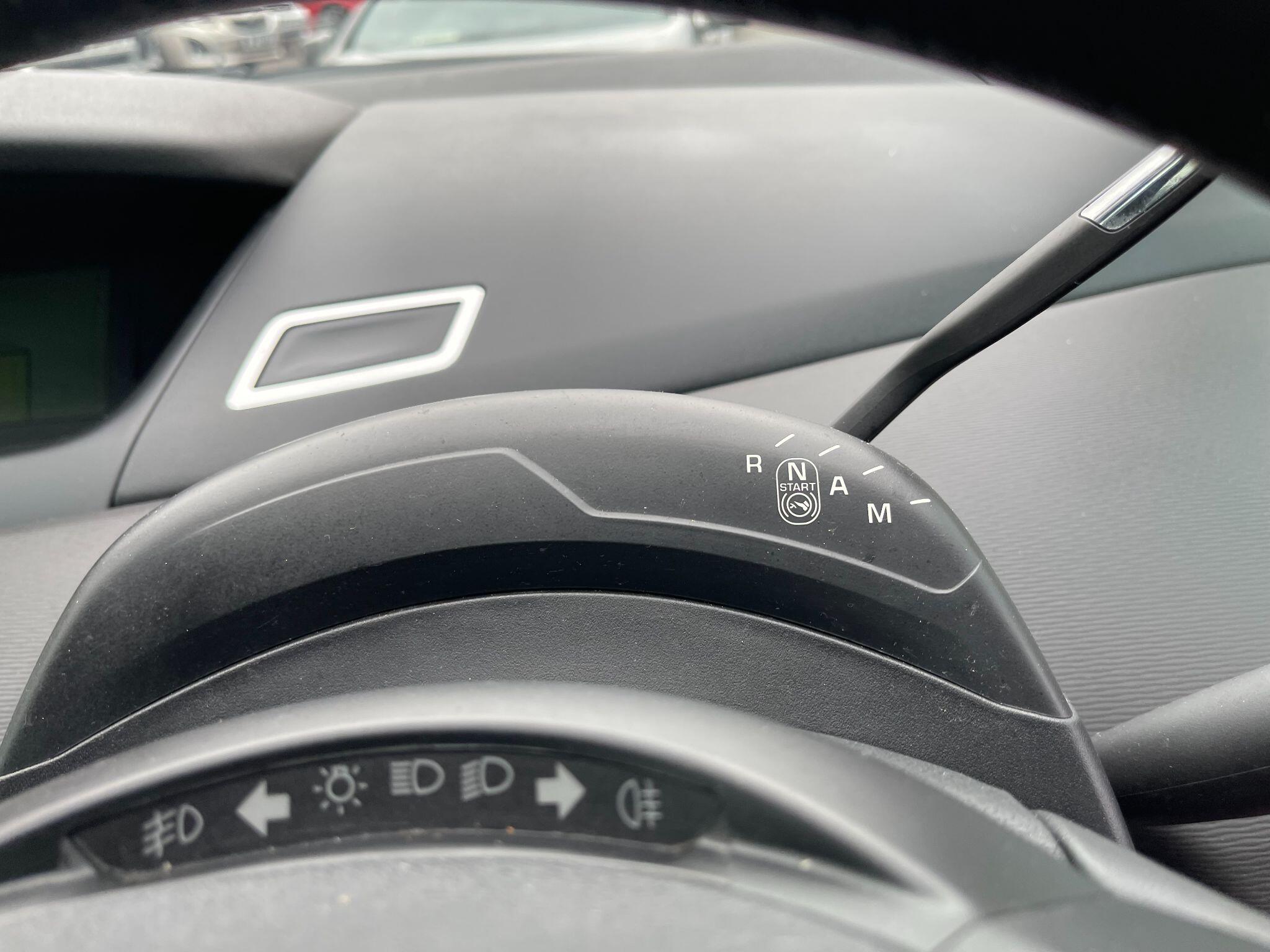 Citroen Grand C4 Picasso view 22