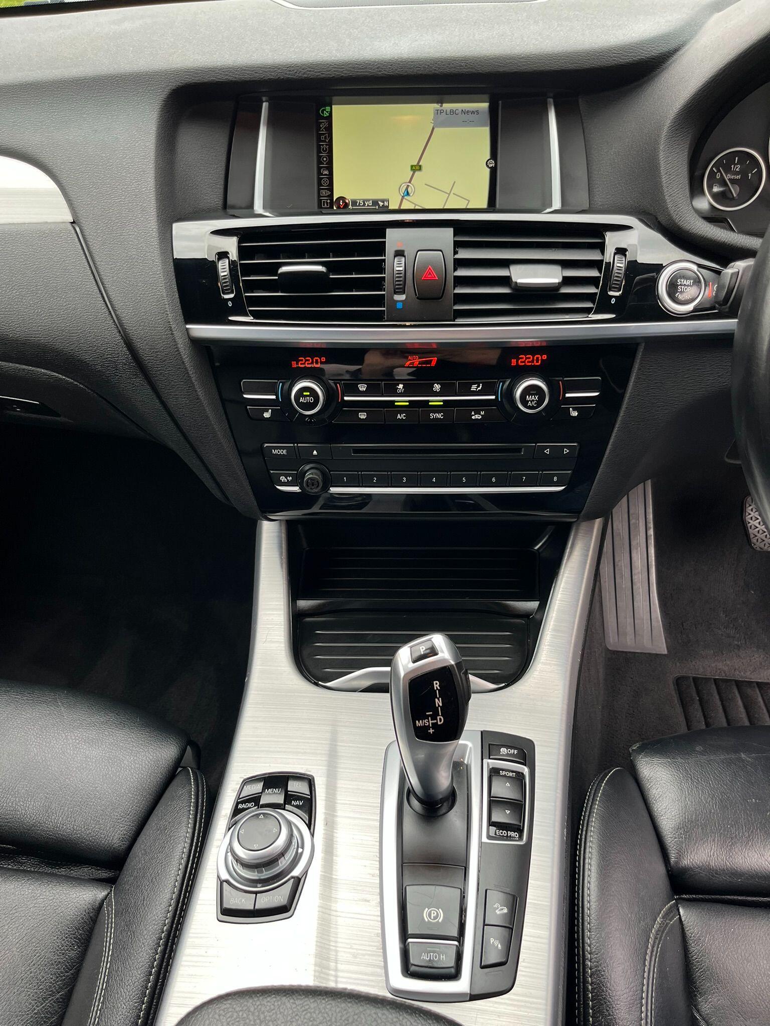 BMW X4 view 19