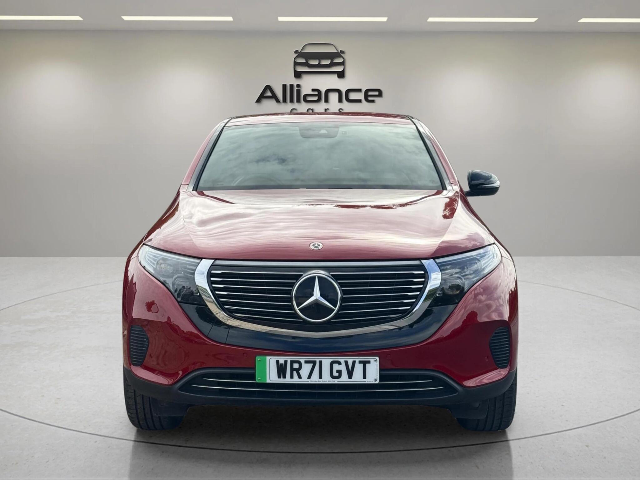 Mercedes-Benz EQC view 69