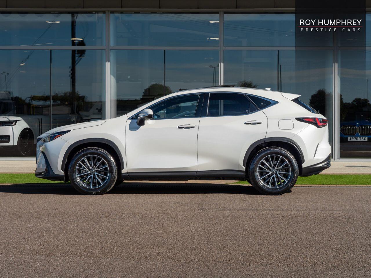 Lexus NX view 6