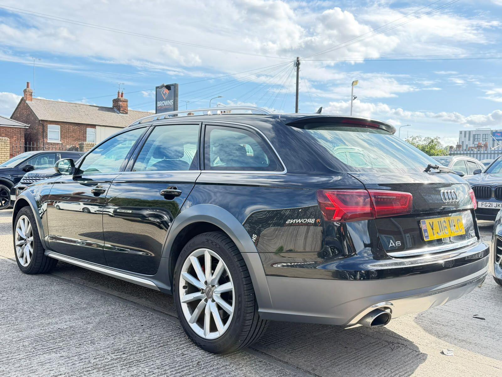 Audi A6 view 4