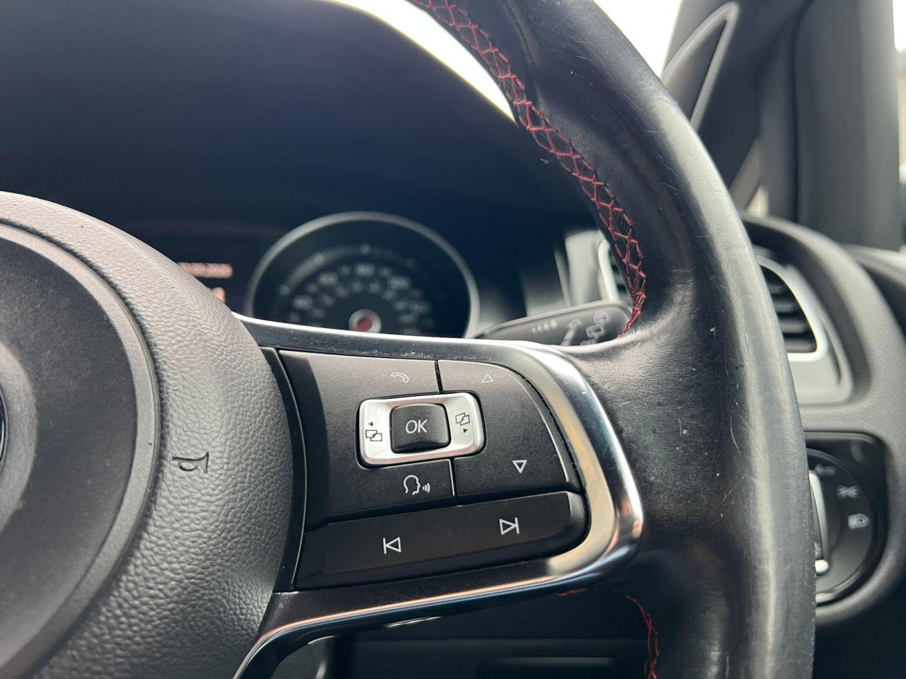 Volkswagen Golf view 36