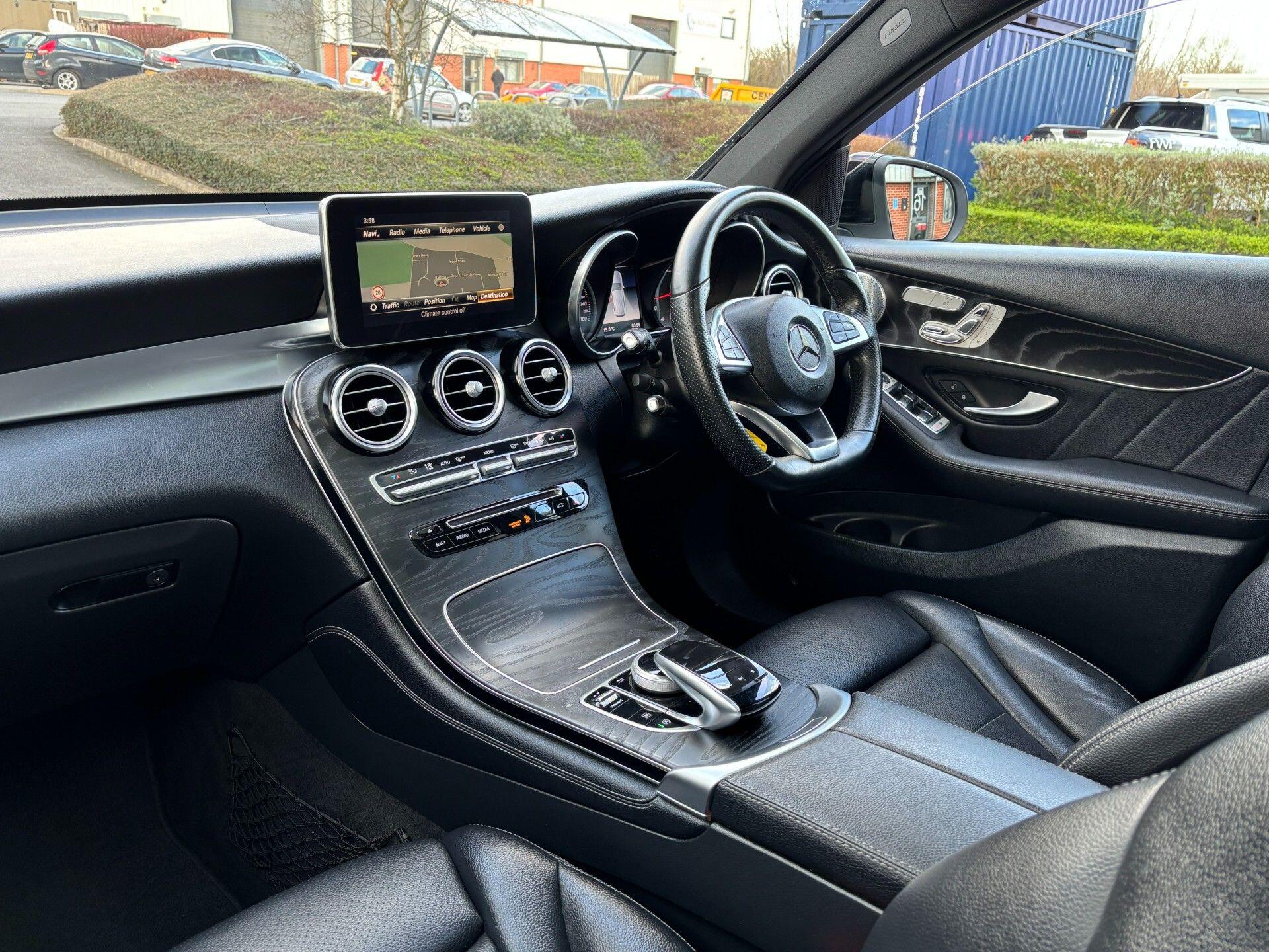 Mercedes-Benz GLC view 6