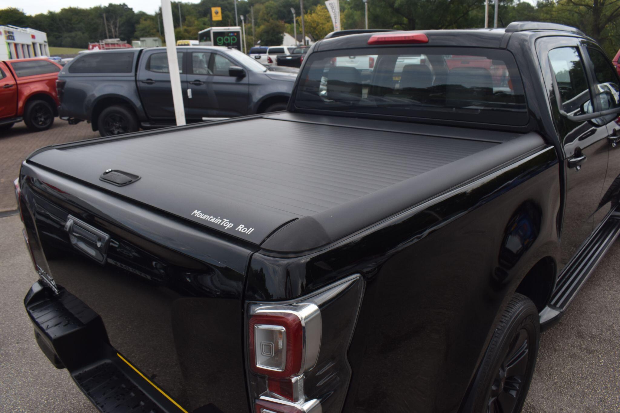D-Max - 1.9 TD V-Cross Auto 4WD Euro 6 (s/s) 4dr - Image 8
