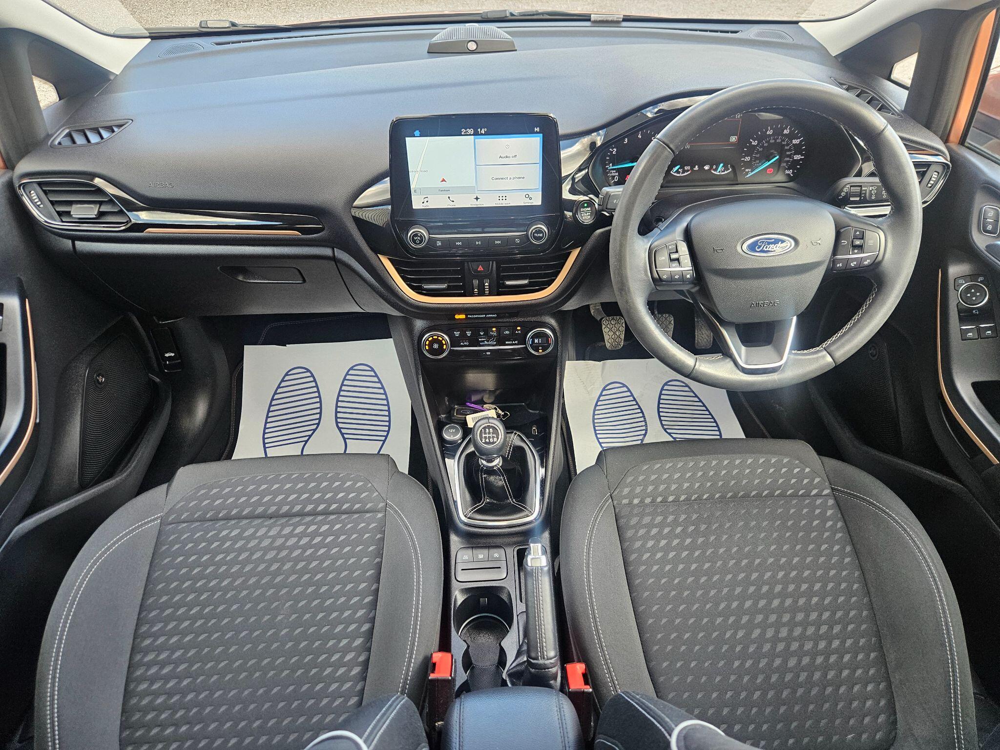 2017 Ford Fiesta image 22