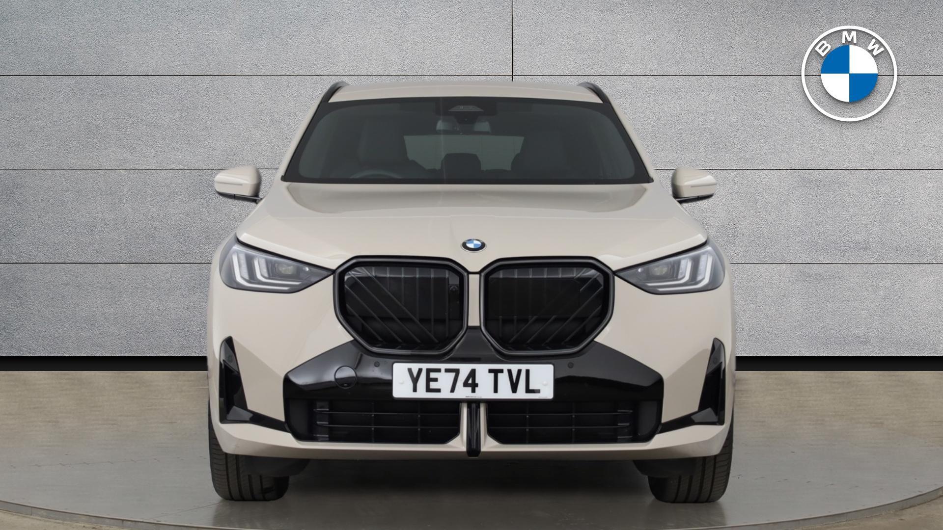 BMW X3 view 16