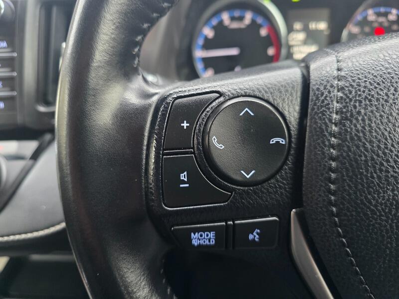 2016 Toyota RAV4 image 45