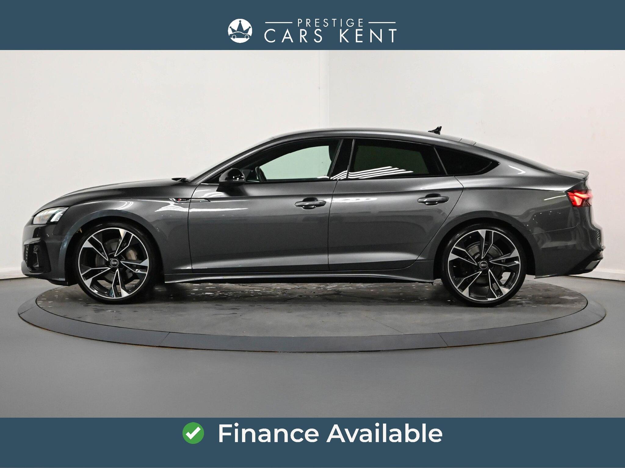 Audi A5 view 4