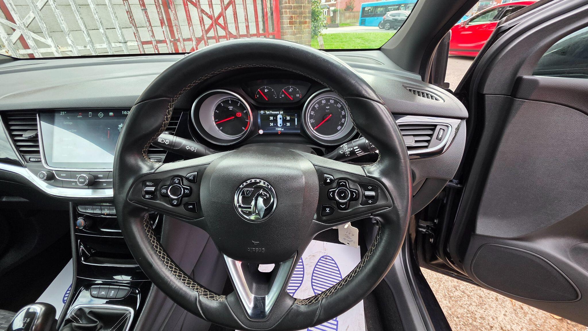 Vauxhall Astra view 24