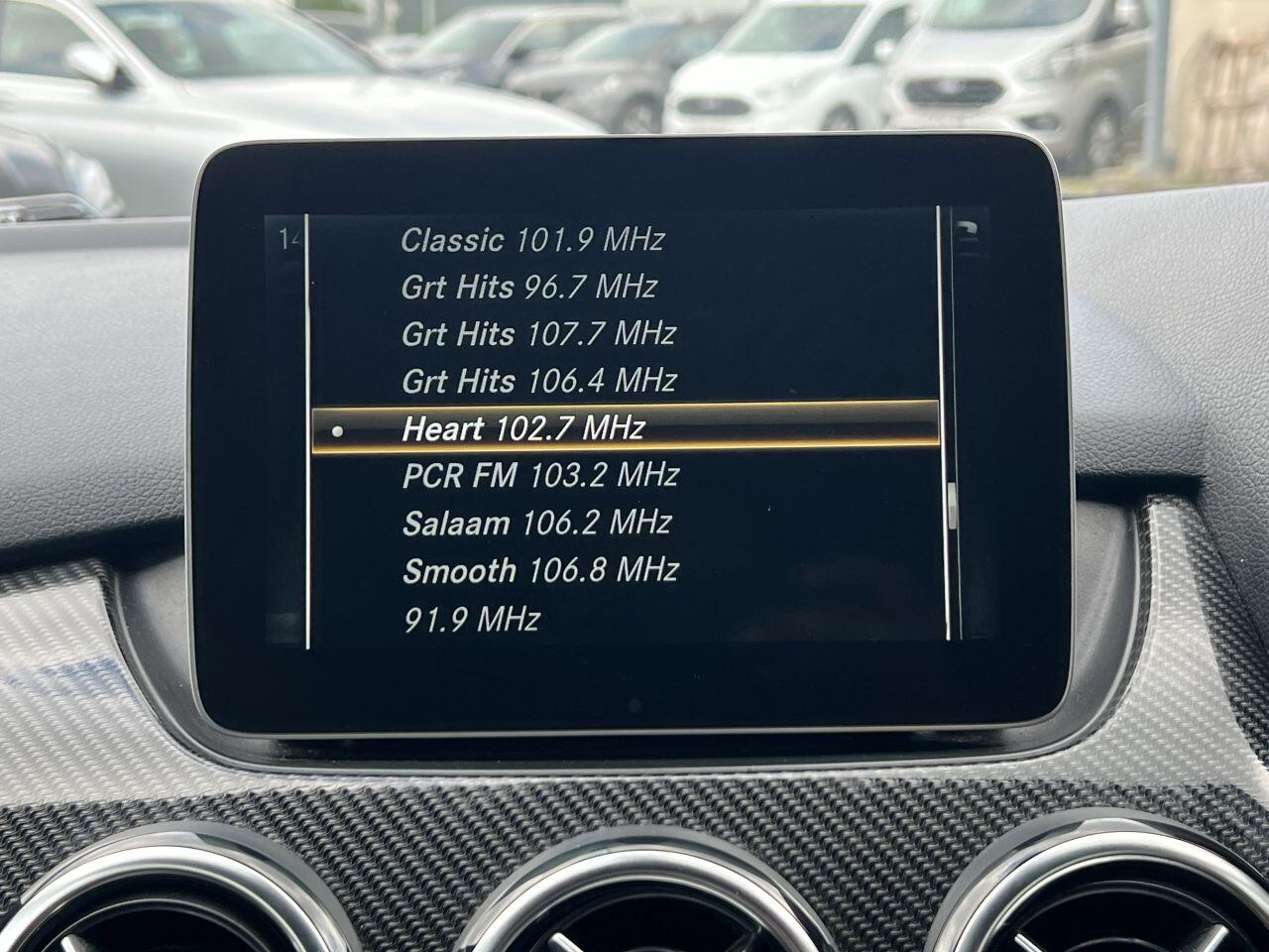 Mercedes-Benz B Class view 37