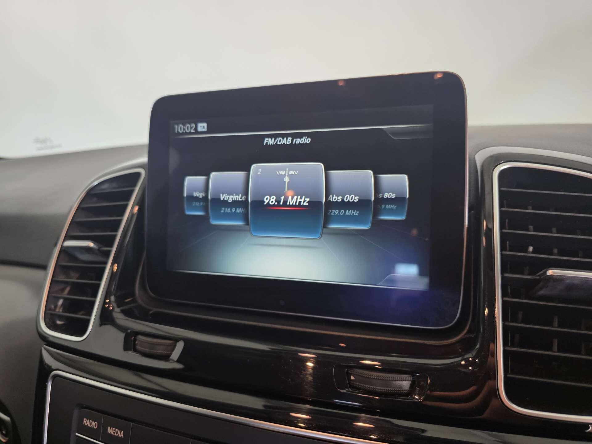 Mercedes-Benz Gle view 27