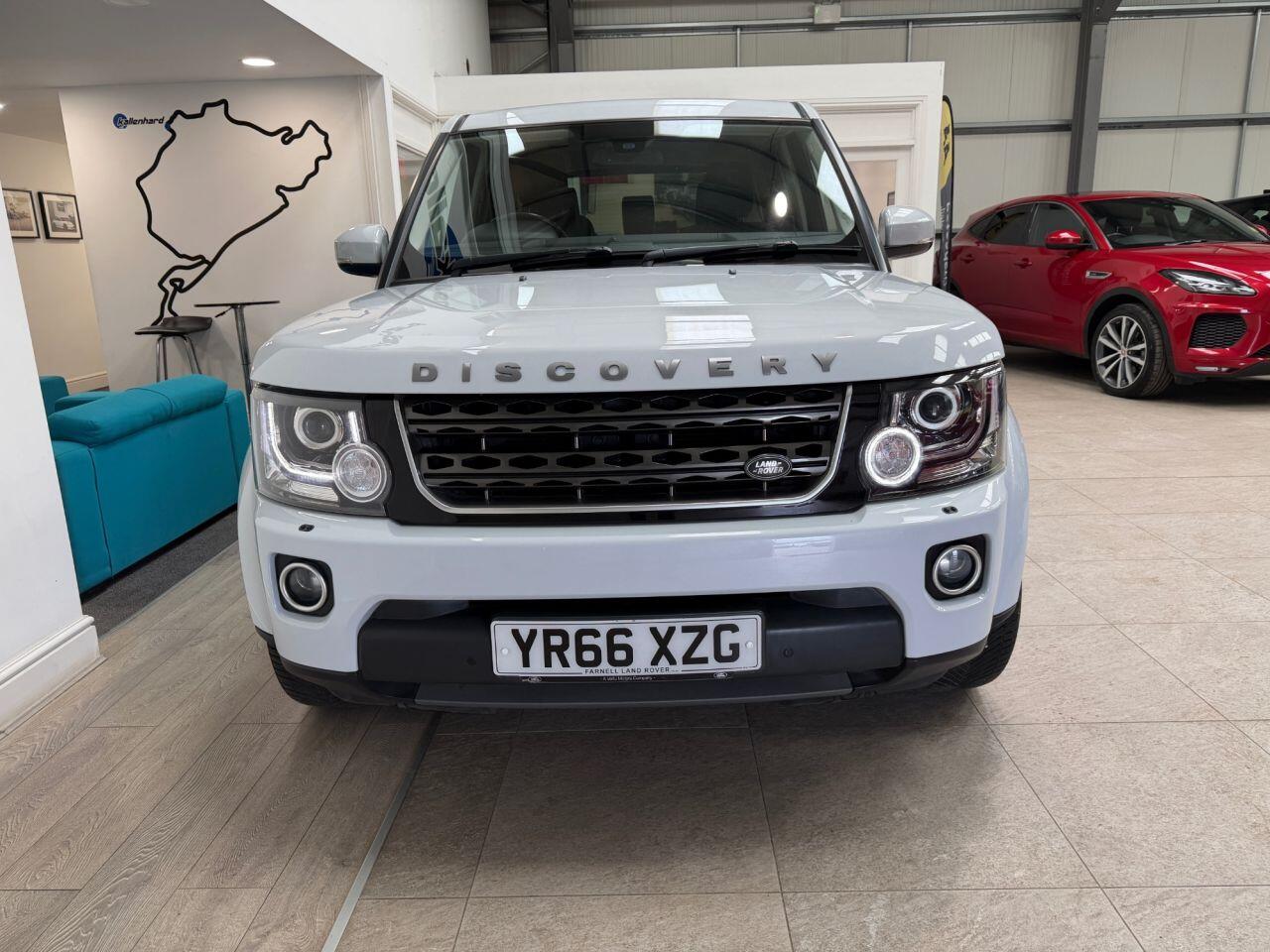 Land Rover Discovery 4 view 7
