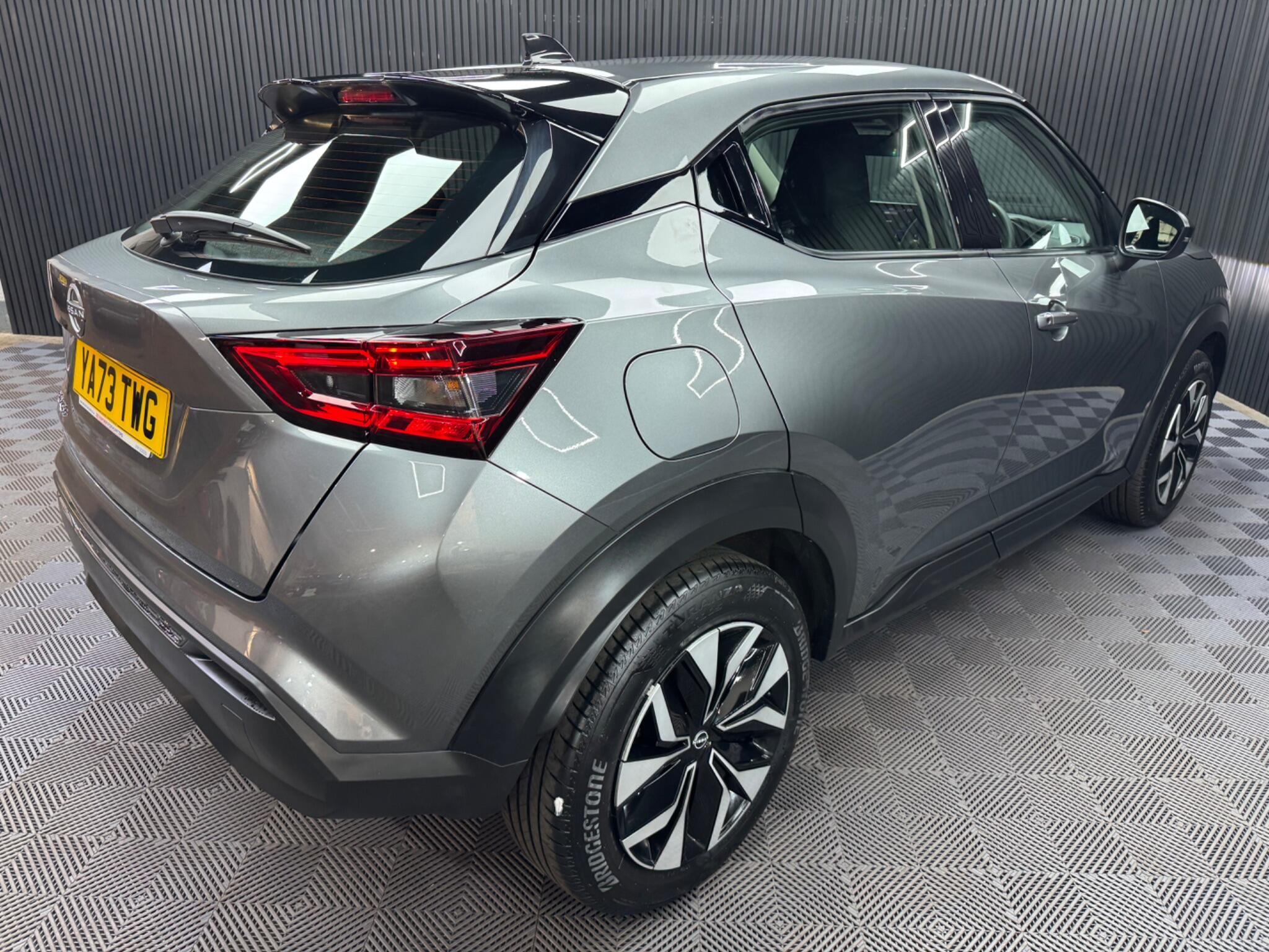 Nissan Juke view 27