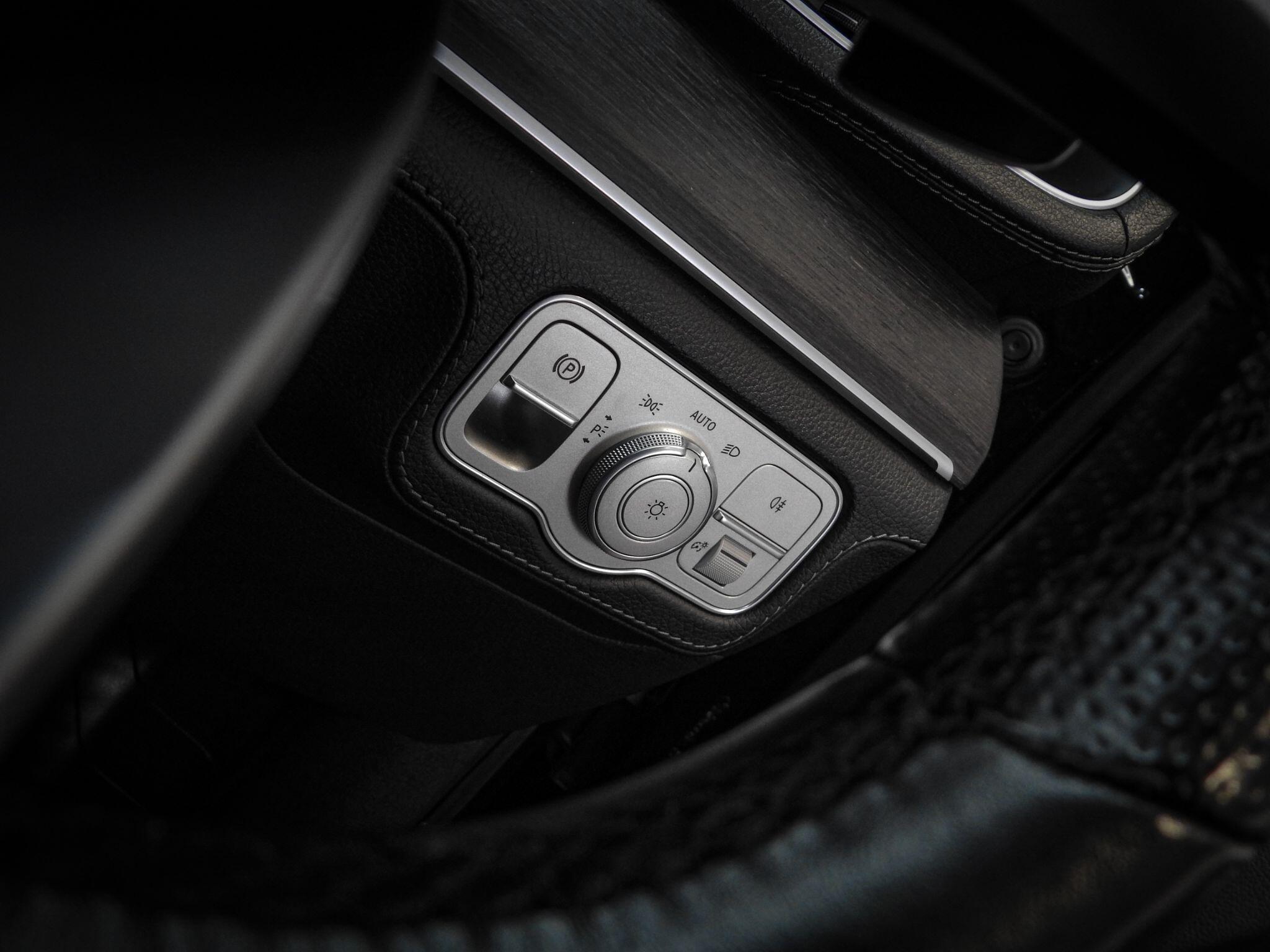 Mercedes-Benz Gle view 37
