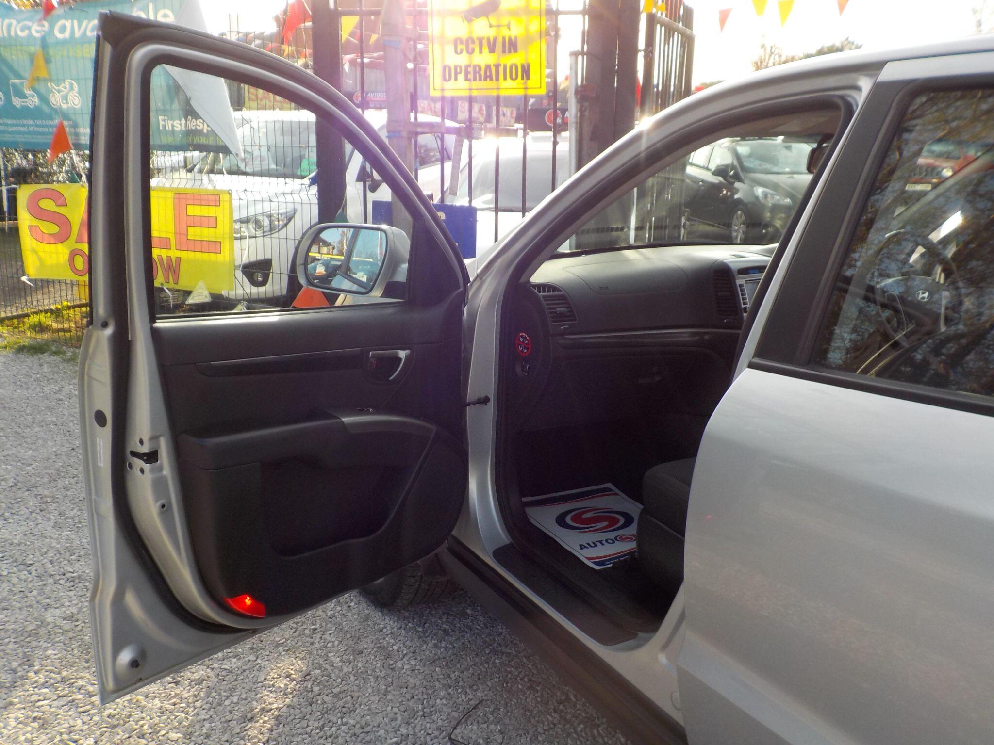 Hyundai Santa Fe 2.2 CRDi Style 4WD Euro 5 5dr (5 seat)