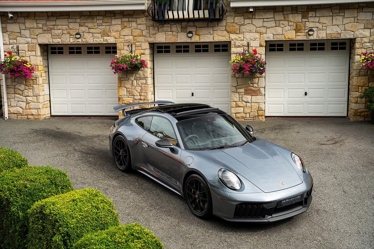 Porsche 911 view 97