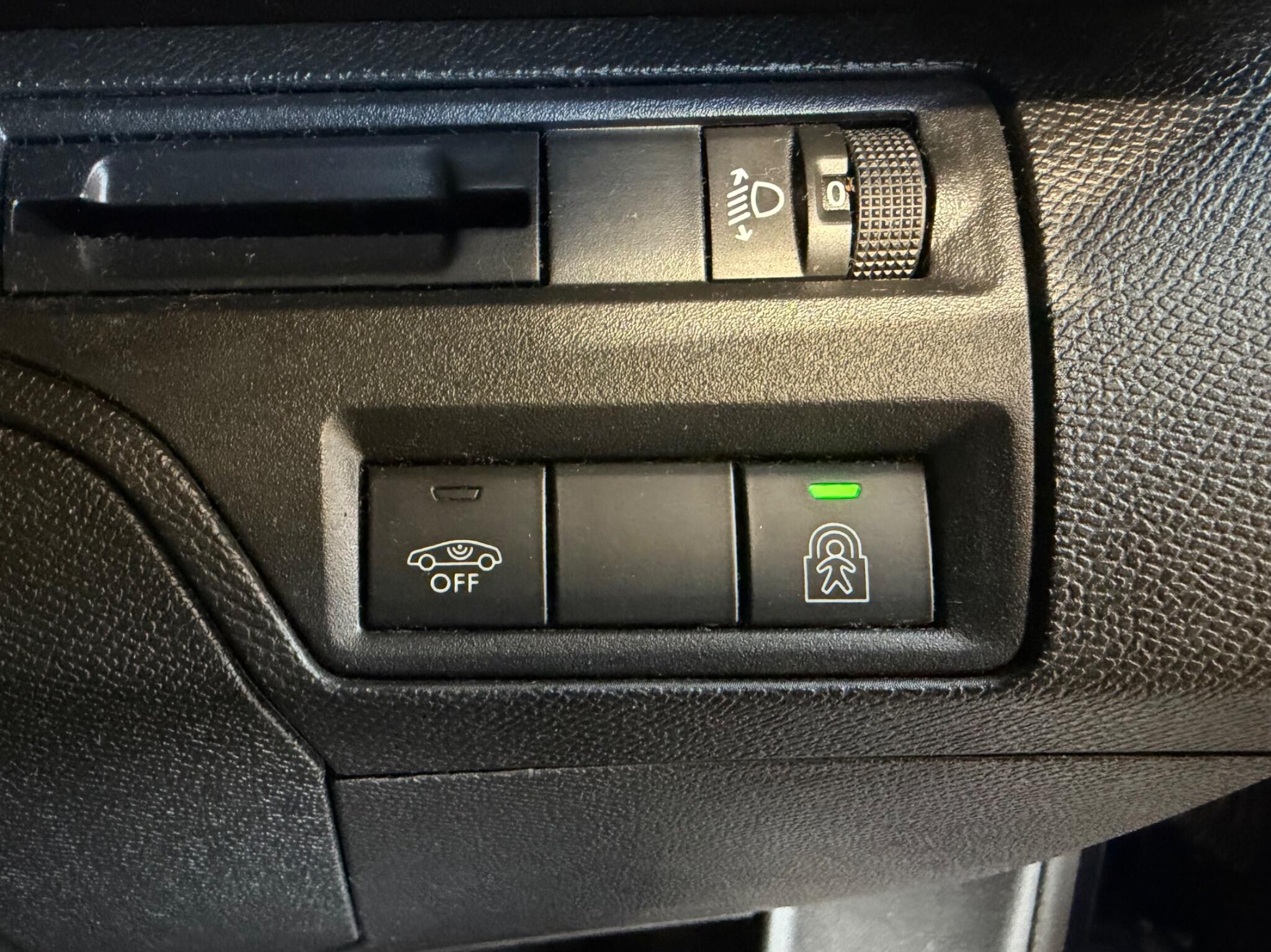 Peugeot 3008 view 25