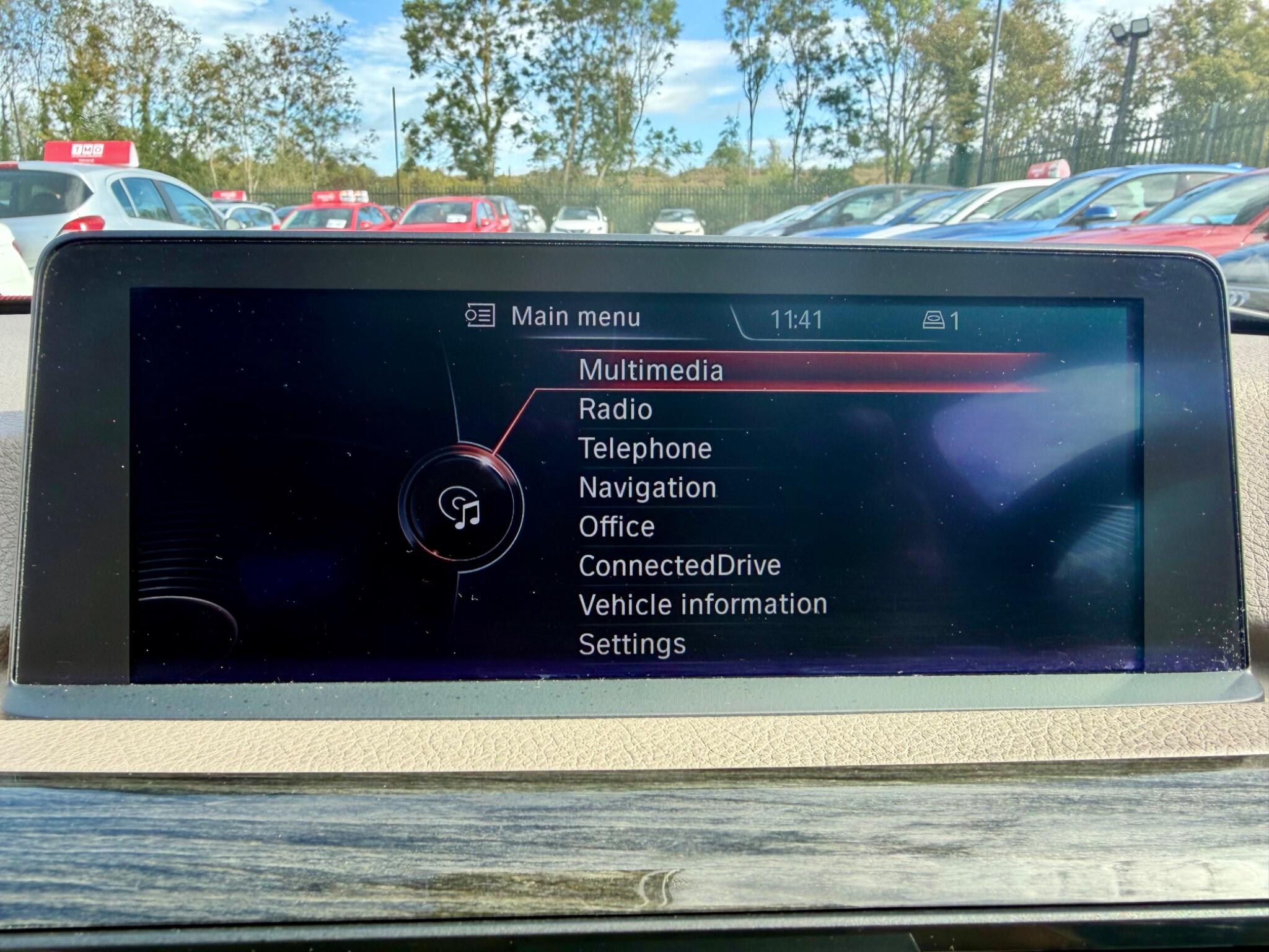 BMW 3 Series view 56