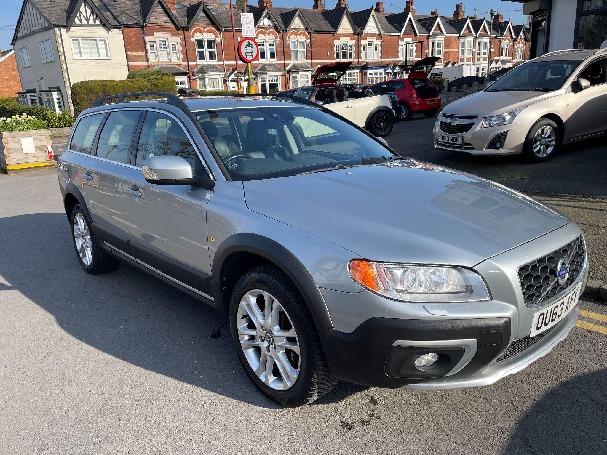 Volvo XC70 view 6