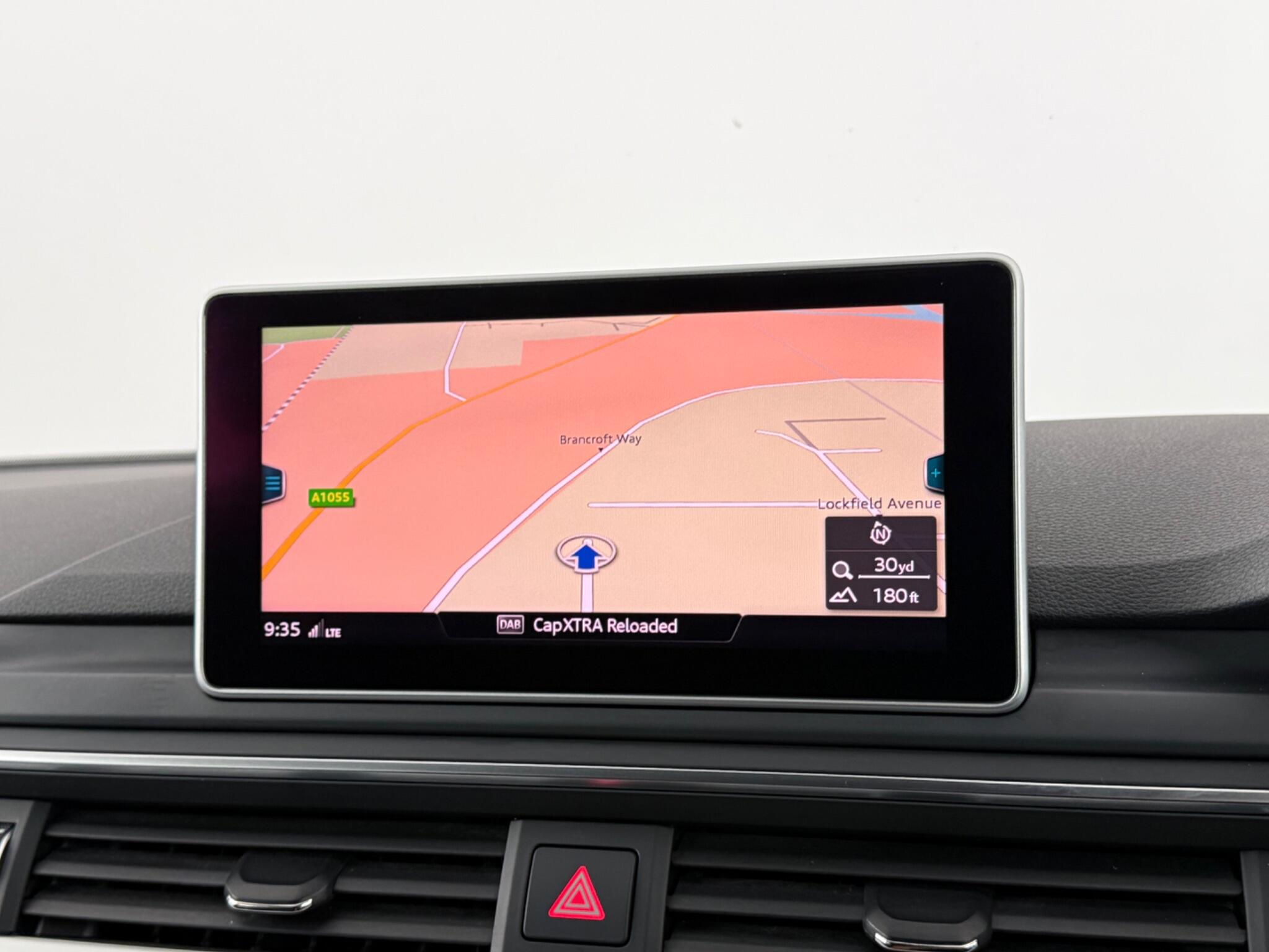 Audi A4 view 27