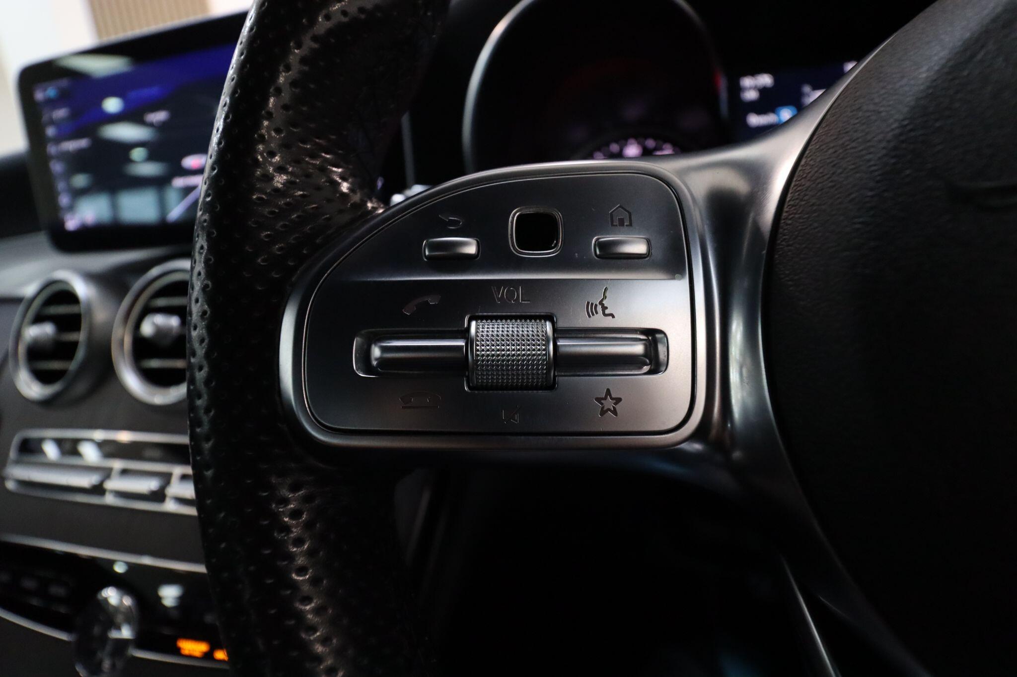 Mercedes-Benz C Class view 36