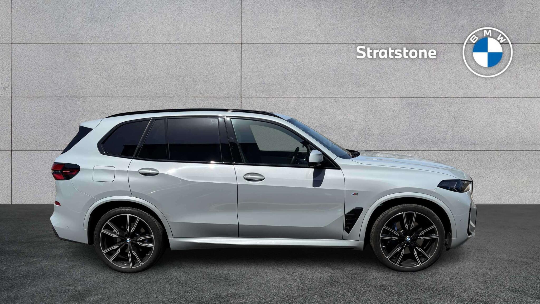 BMW X5 view 3