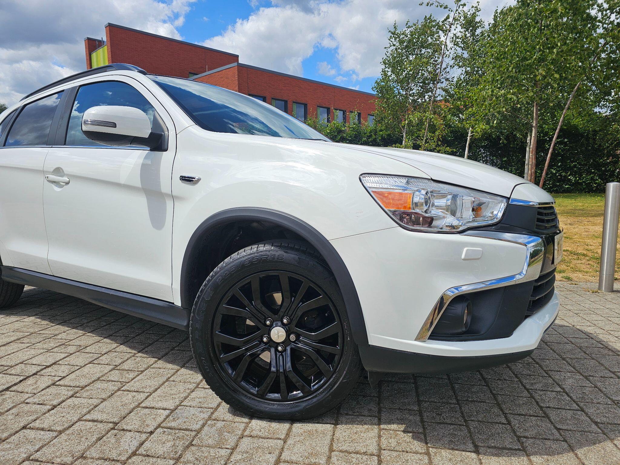 Mitsubishi Asx view 3