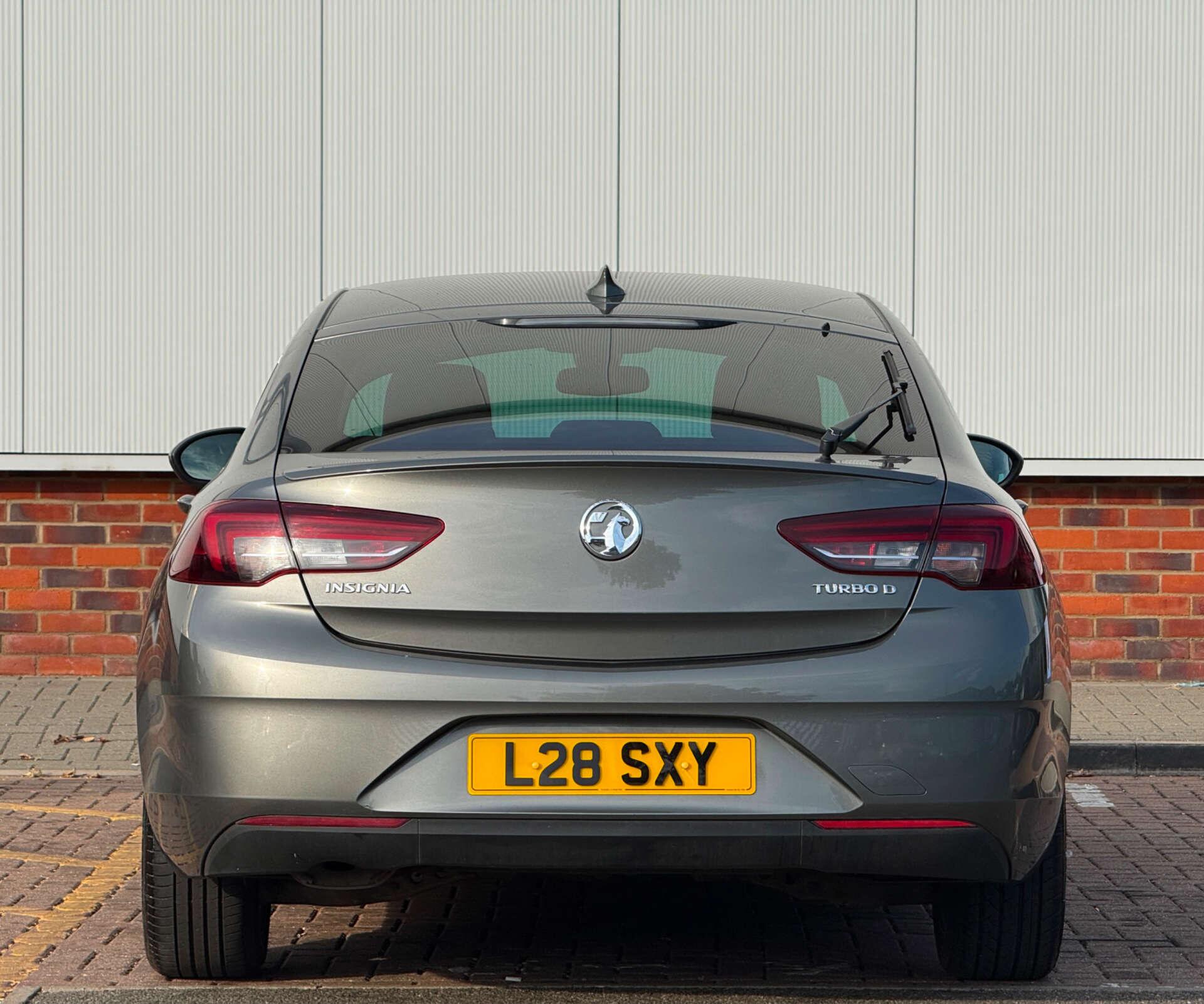 Vauxhall Insignia view 10