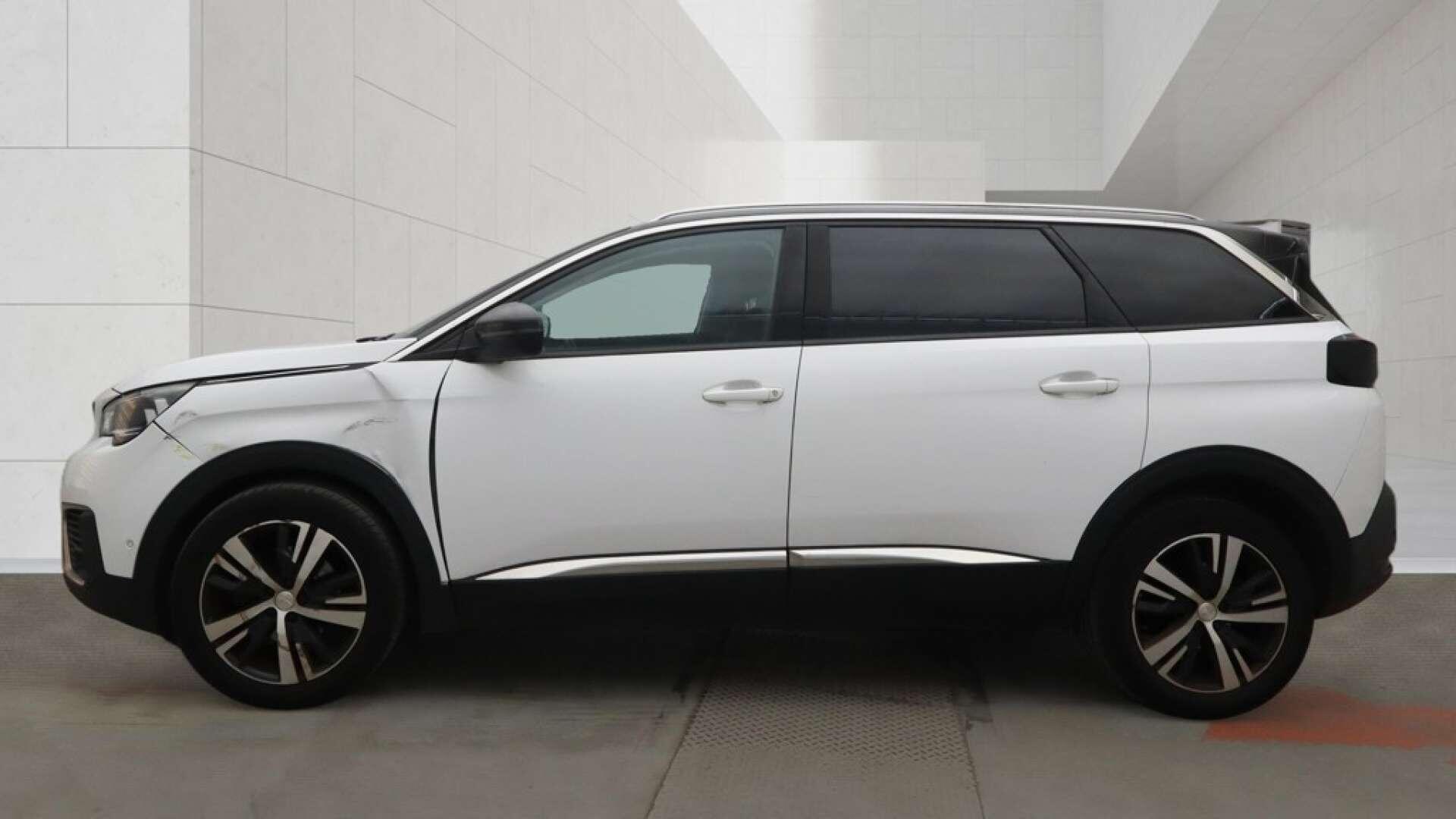 Peugeot 5008 view 7