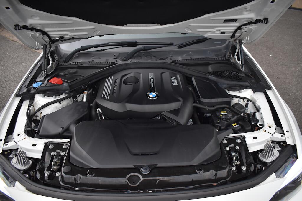 BMW 4 Series view 80