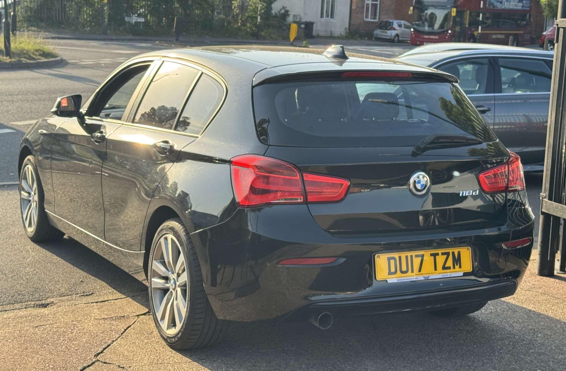 BMW 1 Series view 7