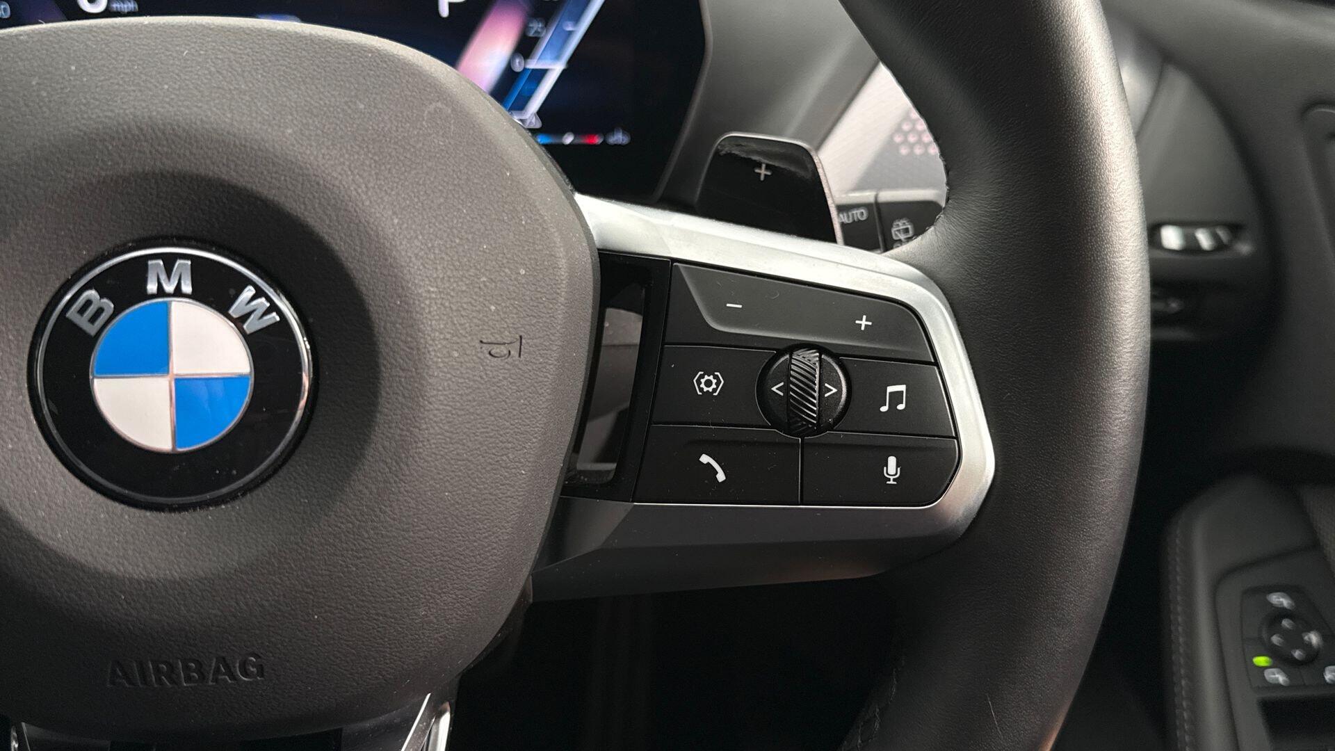 BMW 1 Series view 19