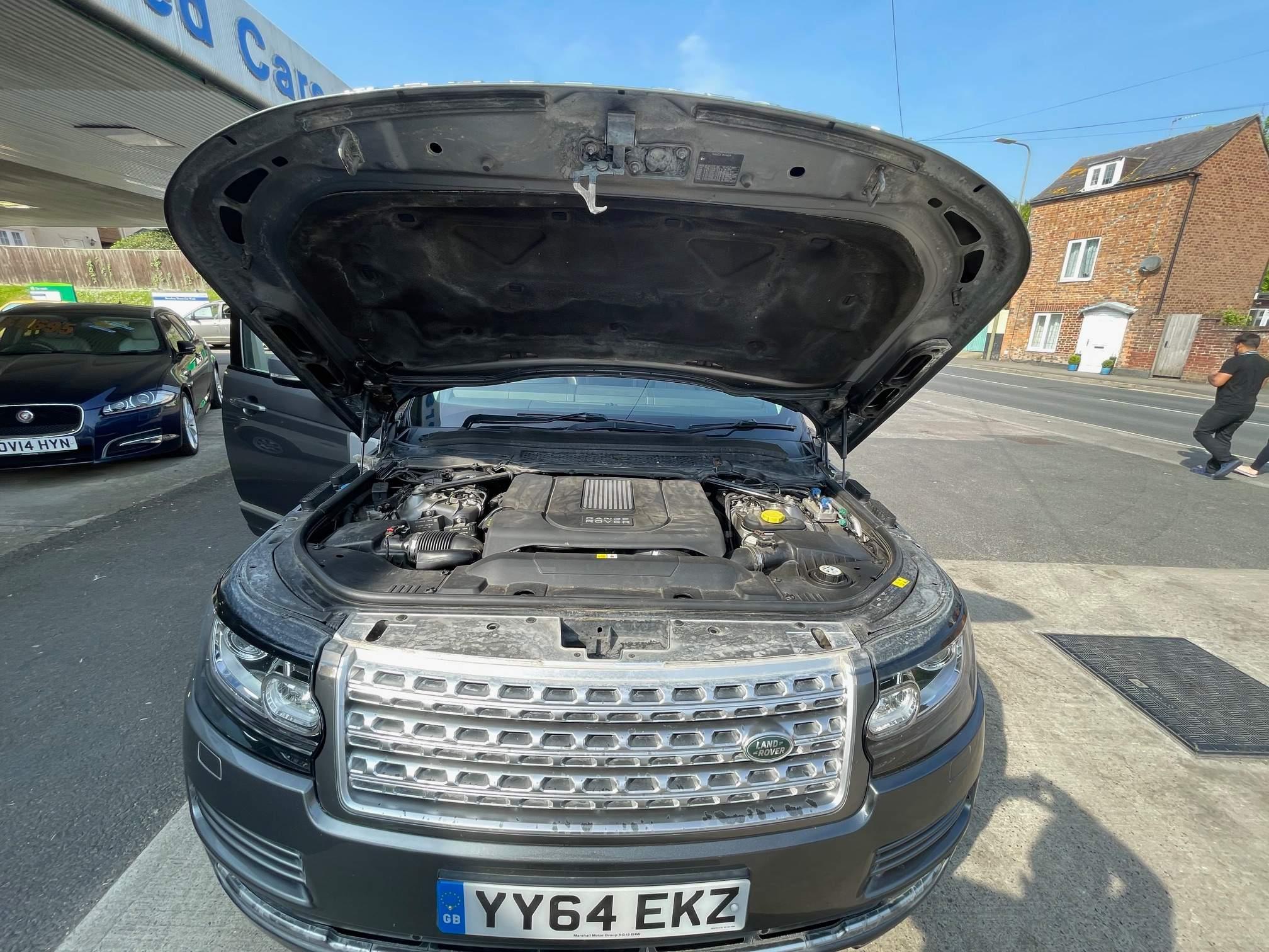 2014 Land Rover Range Rover 4.4 SD V8 Vogue Auto 4WD Euro 5 5dr • 90,000 miles image 15
