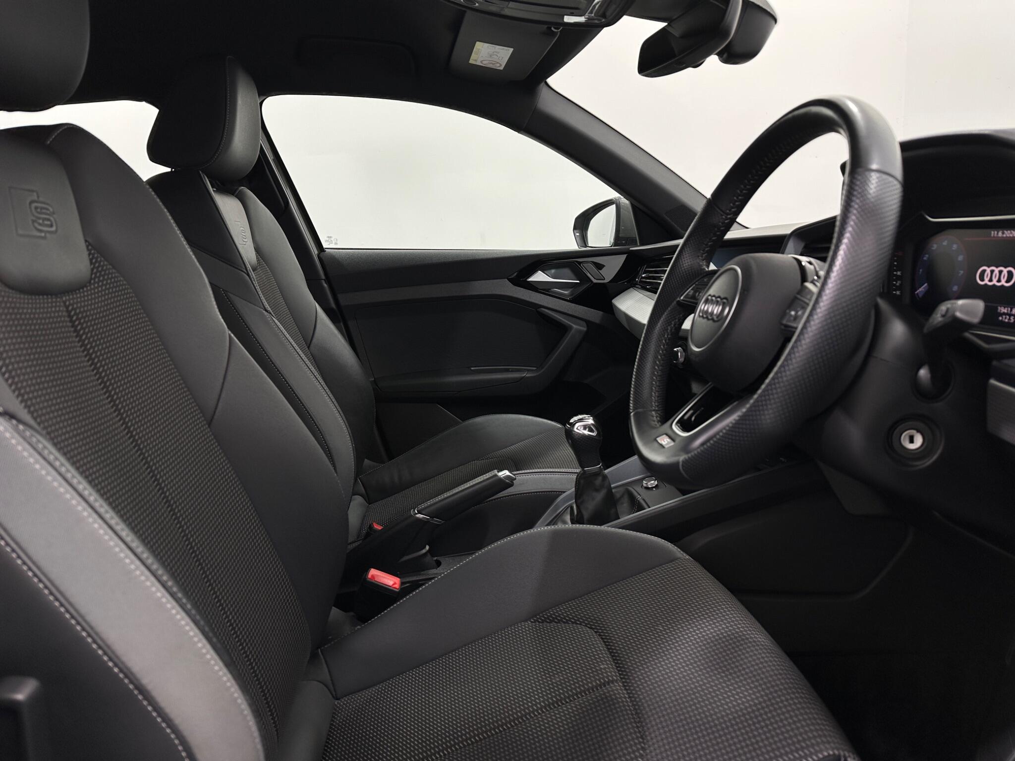 Audi A1 view 31