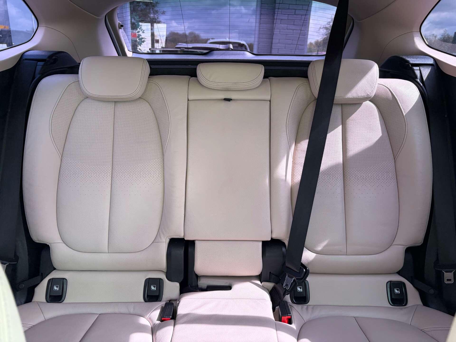 BMW X1 view 32
