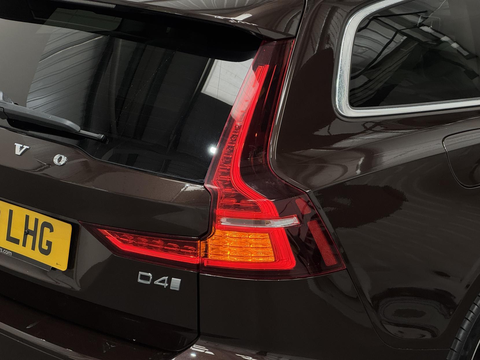 Volvo V60 view 15
