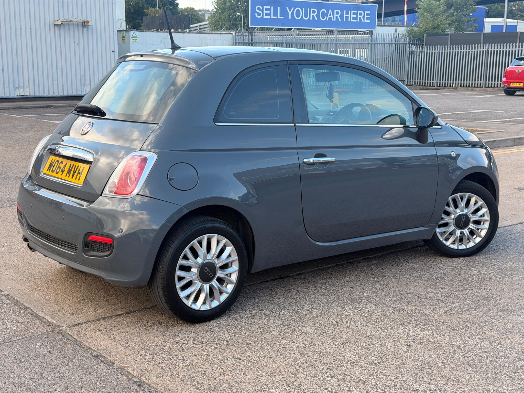 Fiat 500 view 21