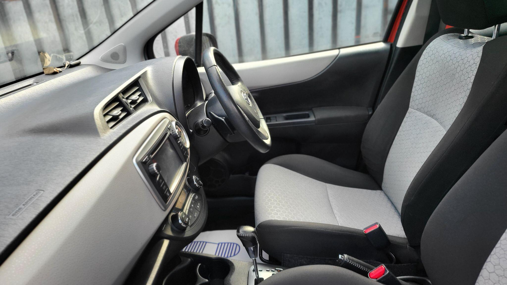 Toyota Yaris view 29