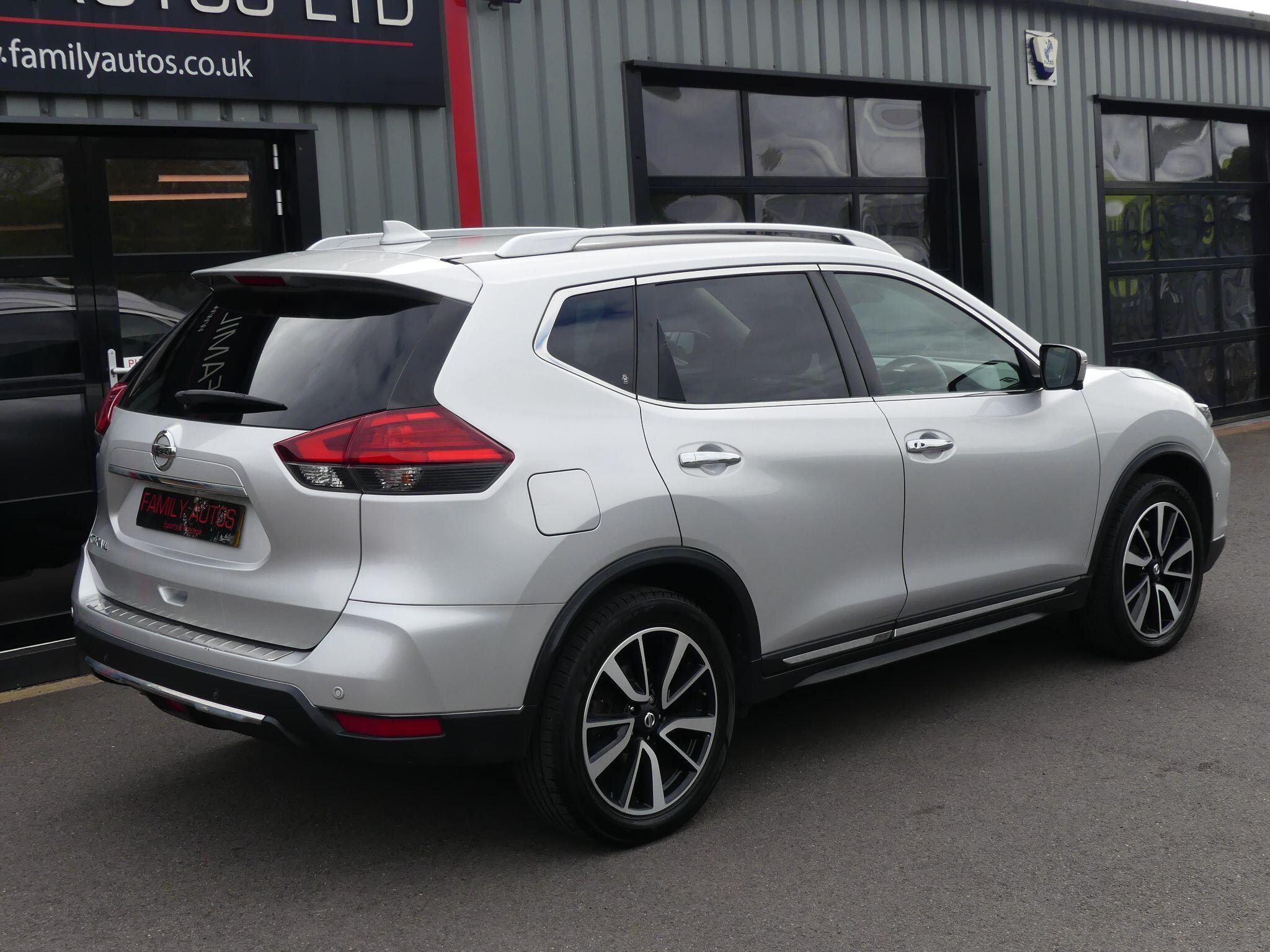 Nissan X-Trail view 8