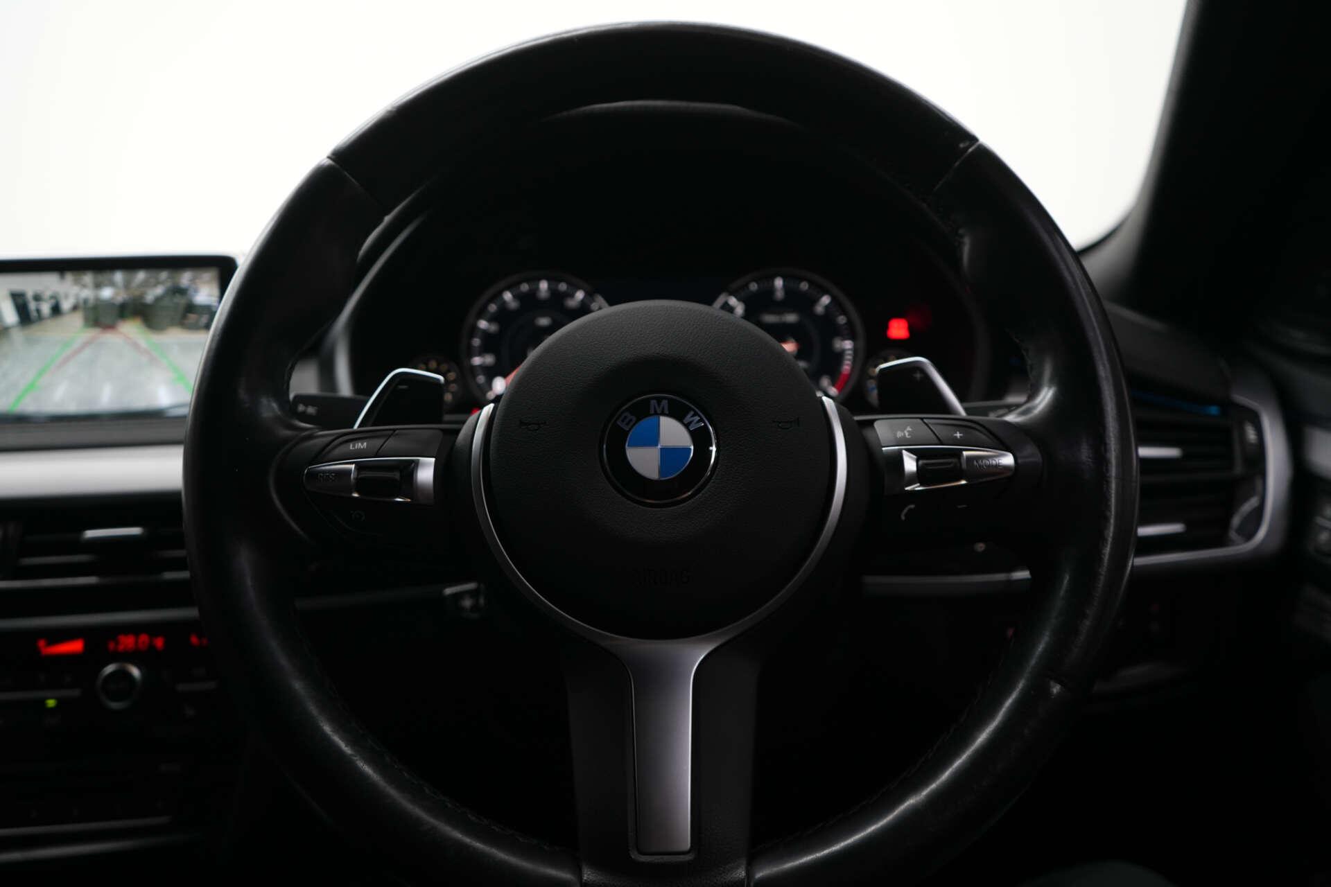 BMW X6 view 37