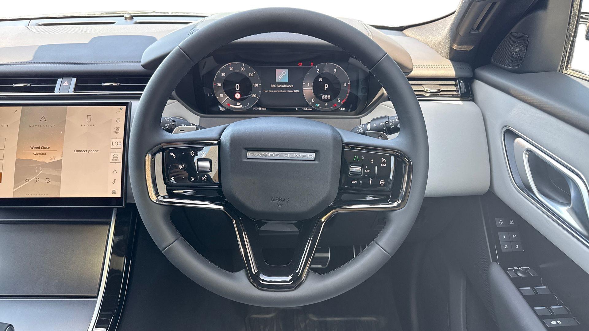 Land Rover Range Rover Velar view 16