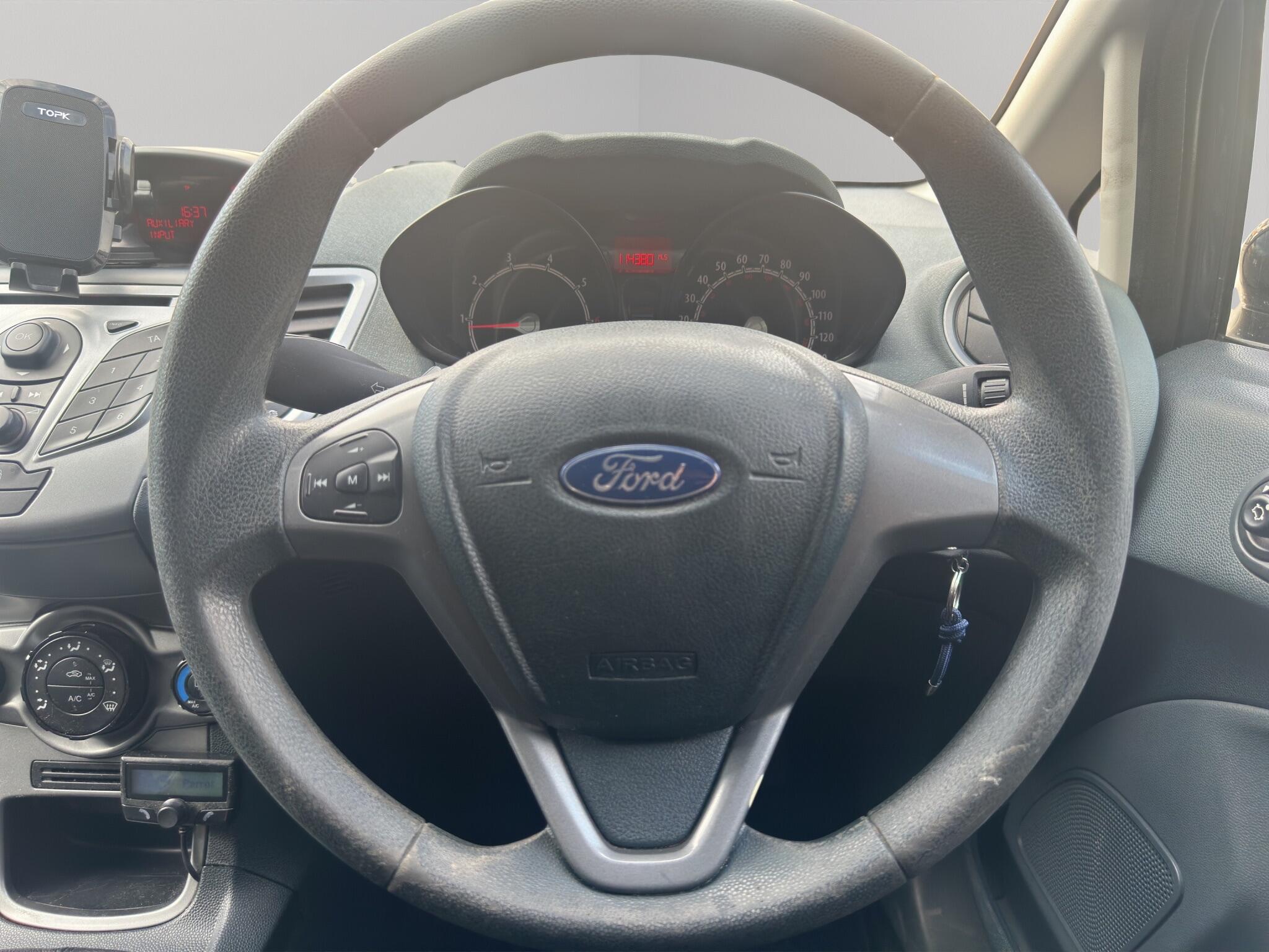 Ford Fiesta view 15