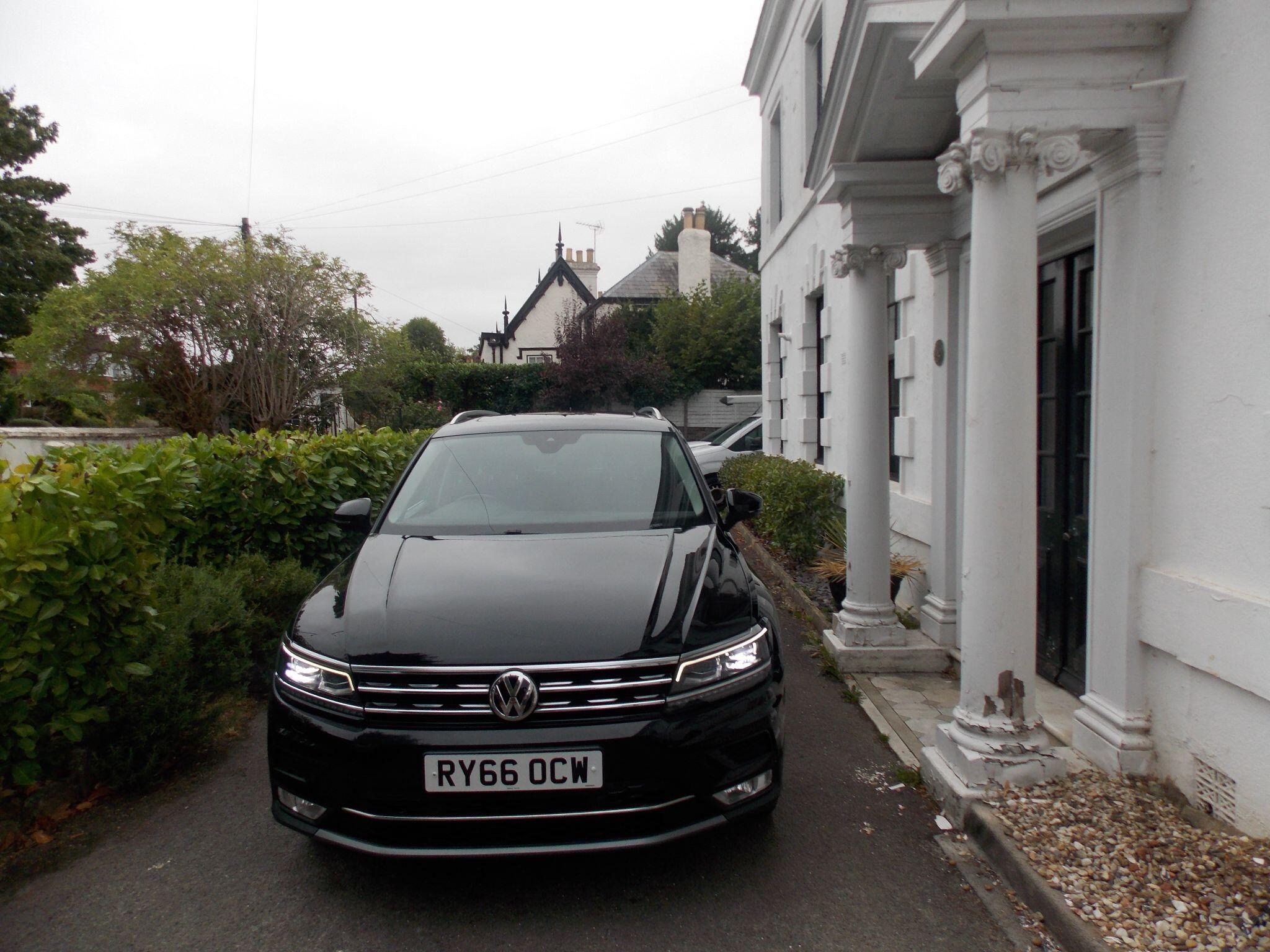Volkswagen Tiguan view 10