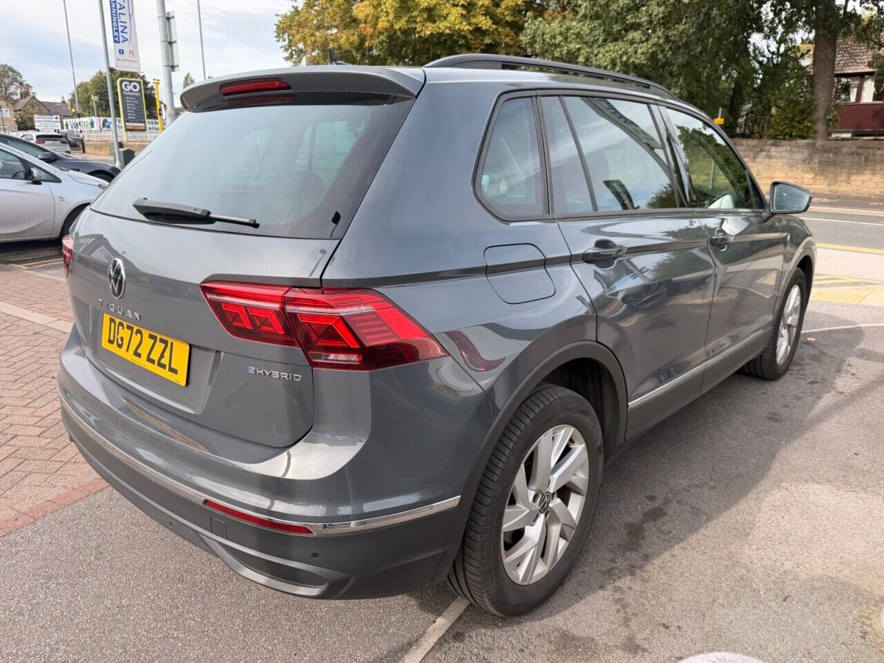 Volkswagen Tiguan view 9