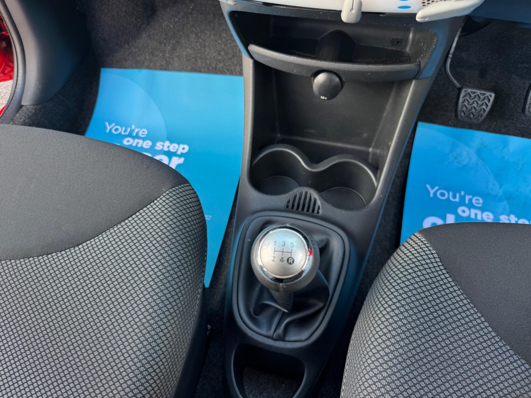 Toyota Aygo view 14