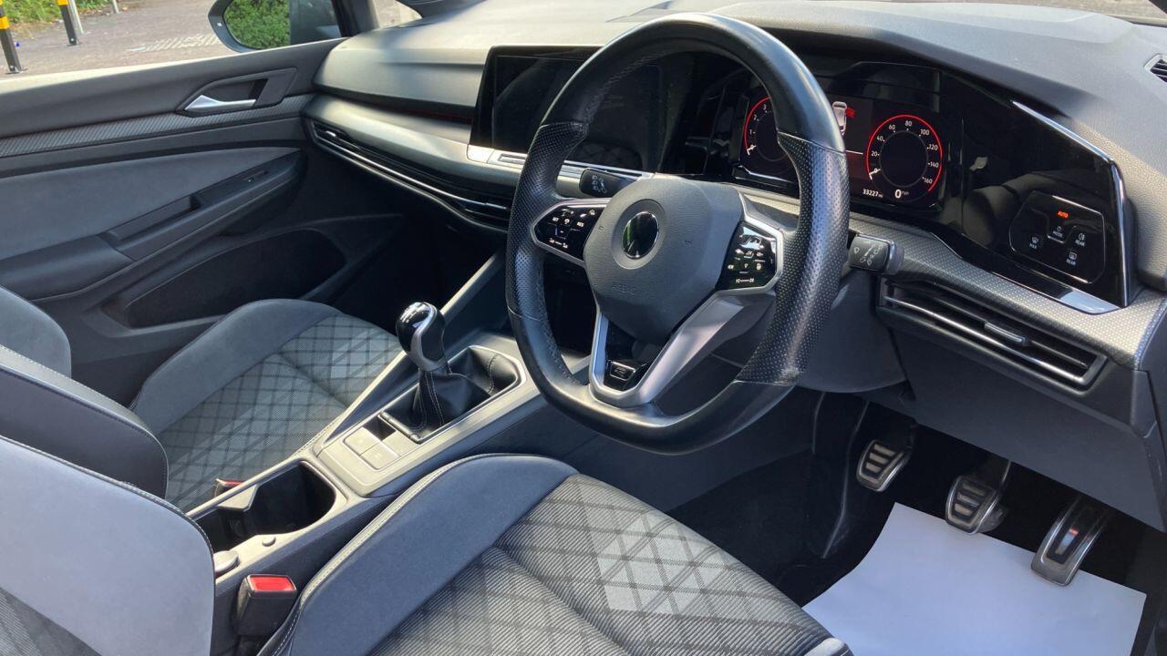Volkswagen Golf view 26