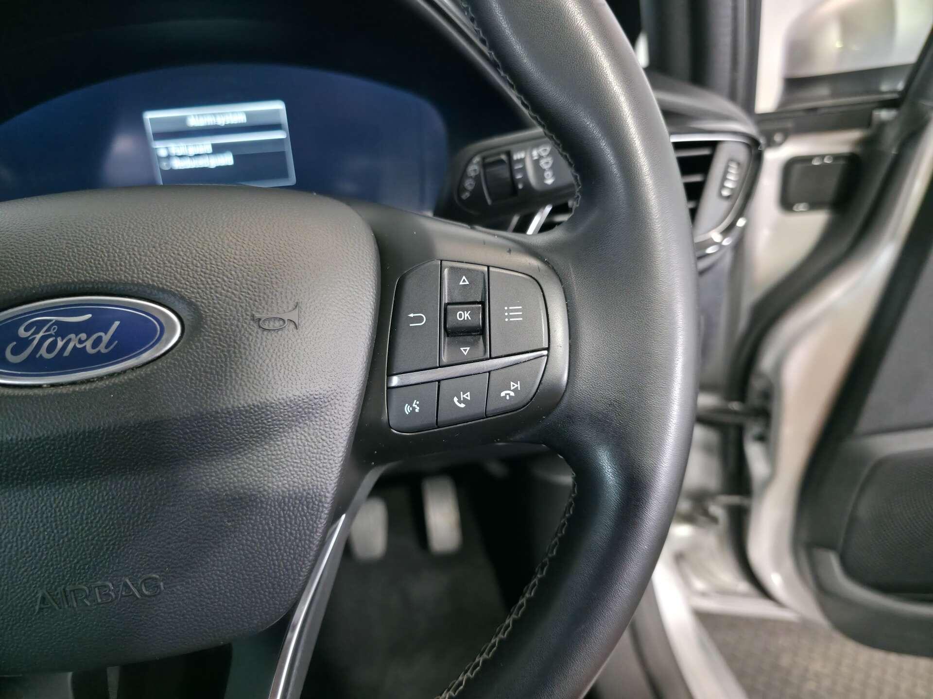 Ford Fiesta view 25